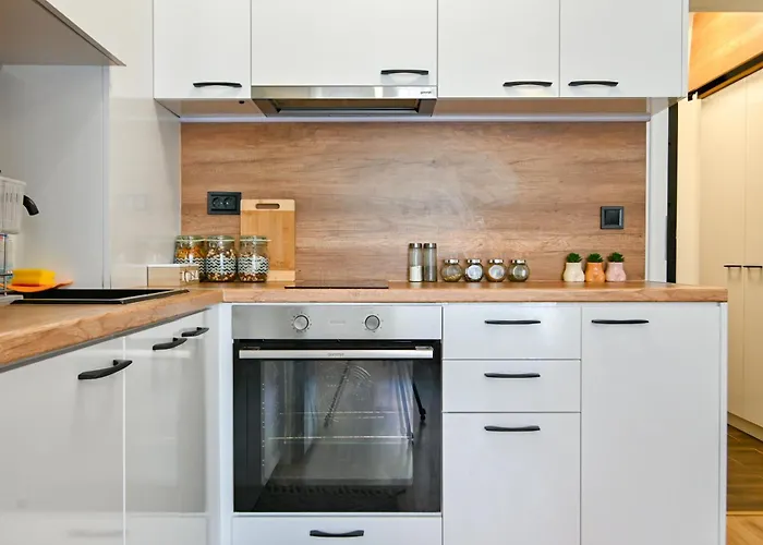 Armand De Lumiere Apartament